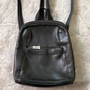 Vintage Black Leather Tignanello Fashion Backpack